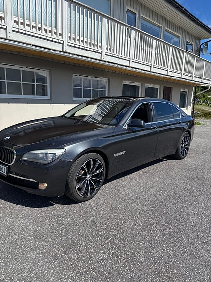 BMW 750Li 4 of 15
