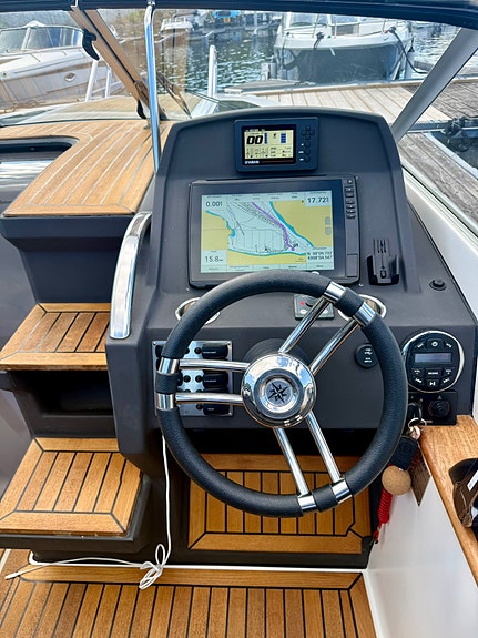 Ibiza 760T med Yamaha 300HK 4 of 5