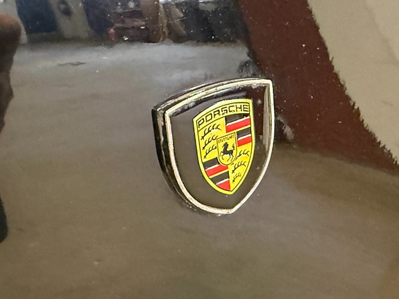 Porsche Cayenne 18 of 30