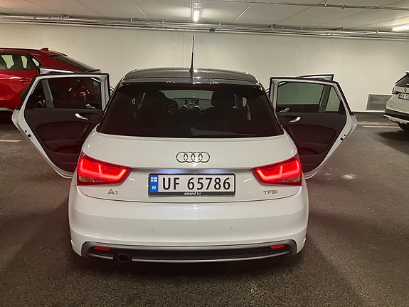 Audi A1 6 of 27