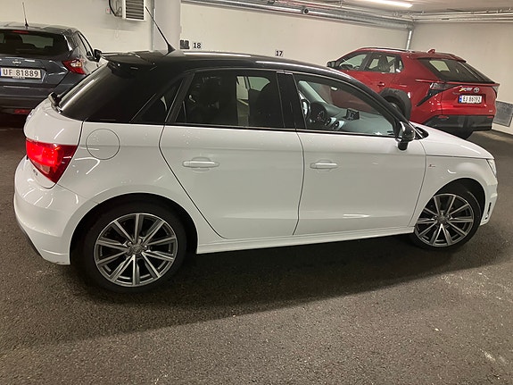 Audi A1 5 of 27