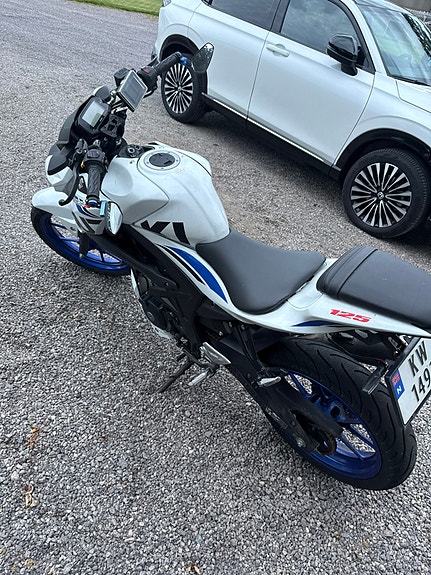 Suzuki GSX-S 125 7 of 10