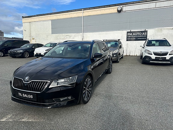 Skoda Superb 2 of 15