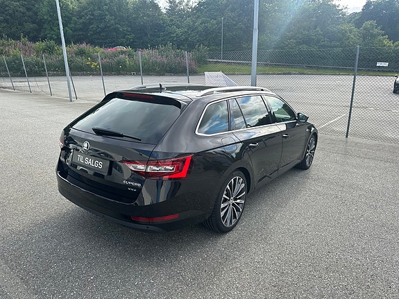 Skoda Superb 4 of 15