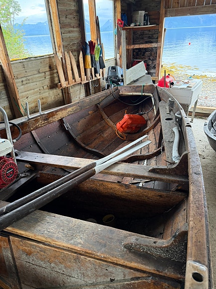 17 fot spissbåt/garnfiskebåt med kraftblokk og Honda aggregat 7 of 11