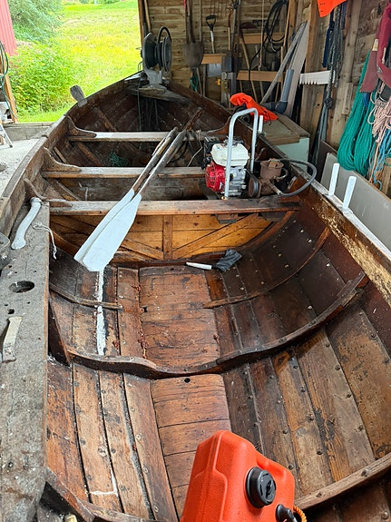 17 fot spissbåt/garnfiskebåt med kraftblokk og Honda aggregat 5 of 11