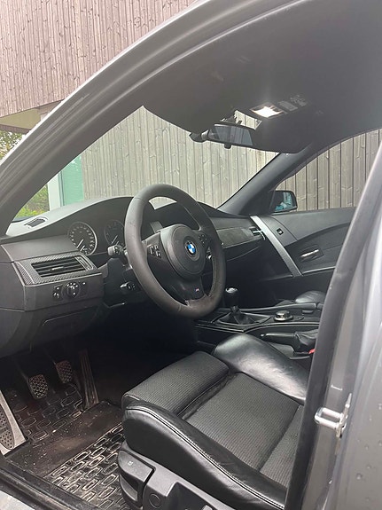 BMW 525d 16 of 22