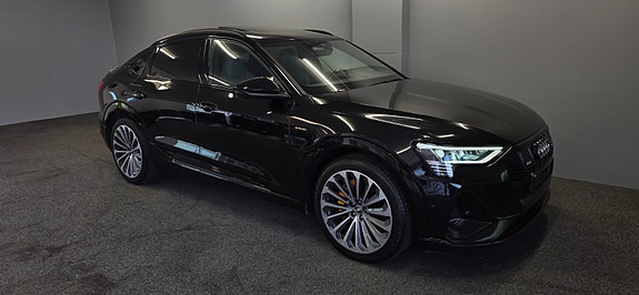 Audi e-tron Sportback 12 of 30
