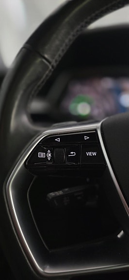 Audi e-tron Sportback 24 of 30