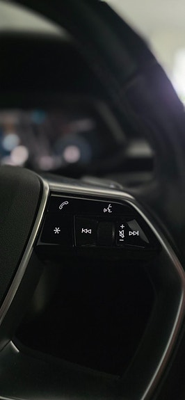 Audi e-tron Sportback 25 of 30