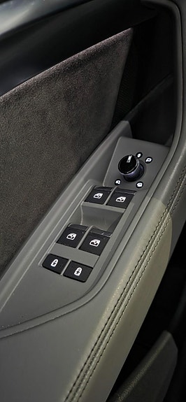 Audi e-tron Sportback 26 of 30