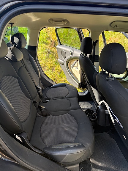 MINI Countryman Cooper D 12 of 18