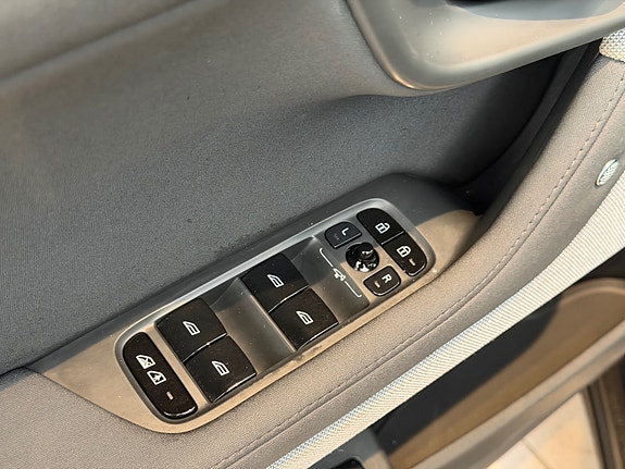 Polestar 2 13 of 30