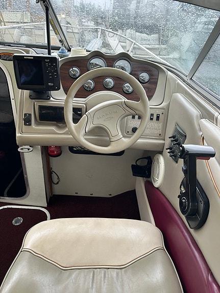 Maxum 2000SCL 5 of 7