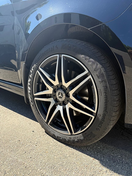 Mercedes-Benz V300 d 10 of 13