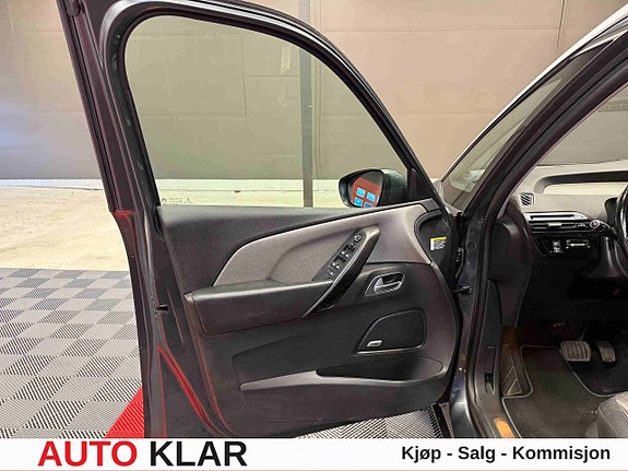Citroen C4 Picasso 16 of 30
