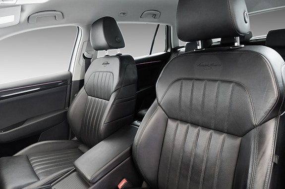 Skoda Superb 12 of 28