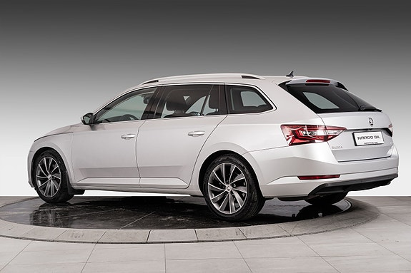 Skoda Superb 6 of 28