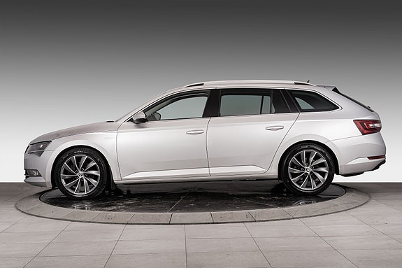 Skoda Superb 5 of 5
