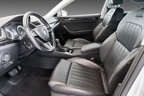 Skoda Superb 10 of 28