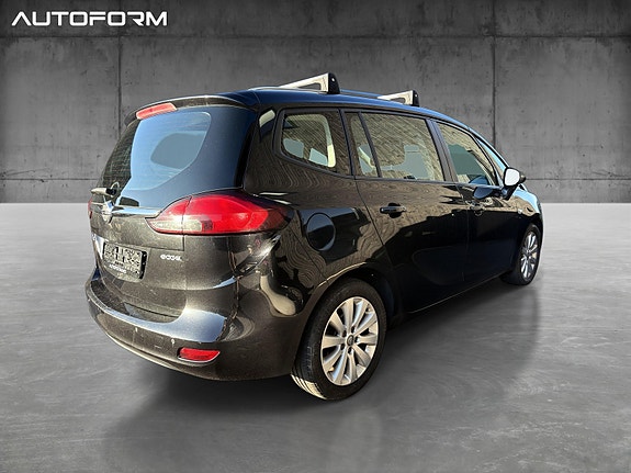 Opel Zafira Tourer 5 of 9