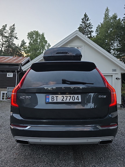 Volvo XC90 4 of 11