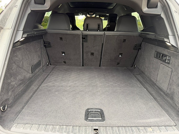 BMW iX 7 of 18