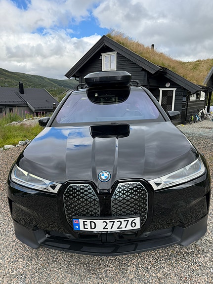 BMW iX 6 of 18