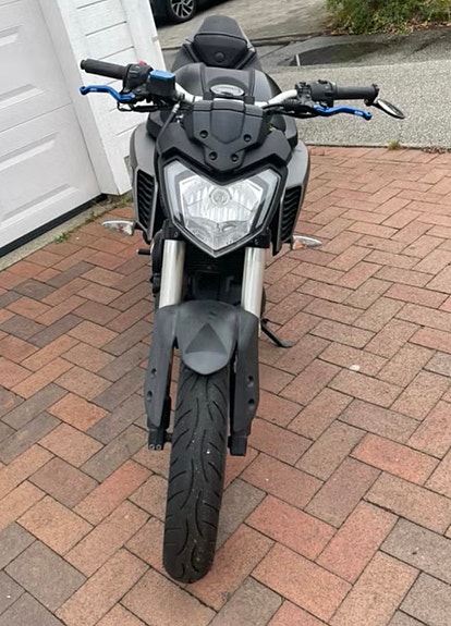 Yamaha MT-125 2 of 3