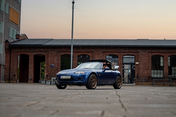 Mazda MX-5 10 of 30