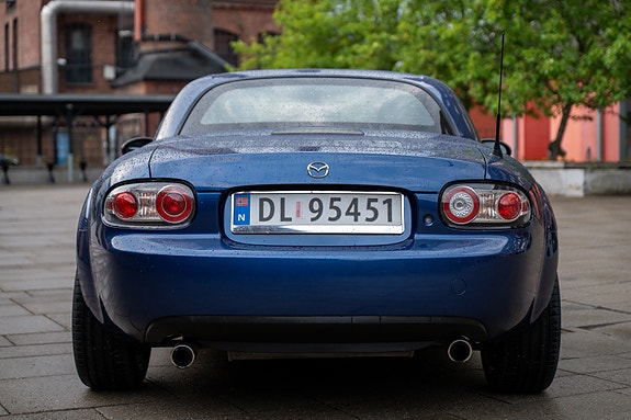 Mazda MX-5 11 of 30