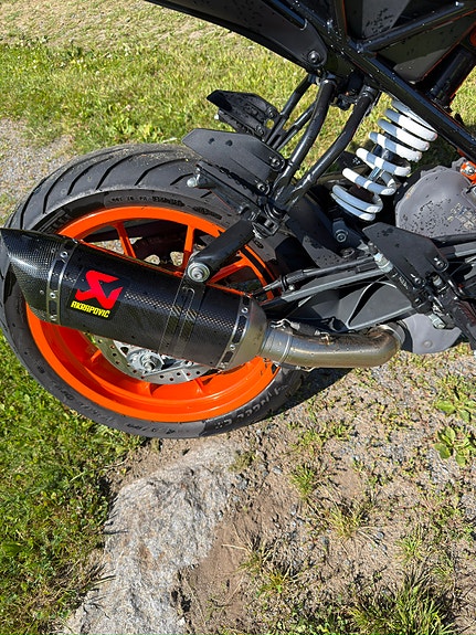 KTM 390 Duke 6 of 8