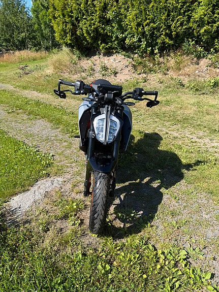 KTM 390 Duke 2 of 8