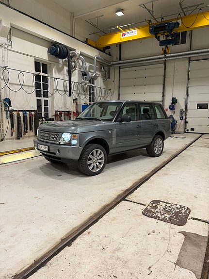 Land Rover Range Rover 11 of 11