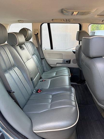 Land Rover Range Rover 4 of 5