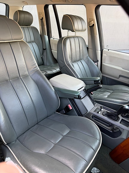 Land Rover Range Rover 8 of 11