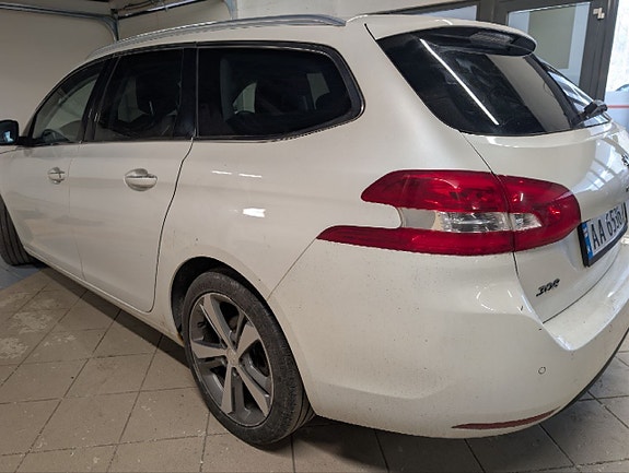 Peugeot 308 3 of 30