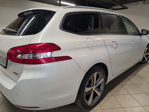 Peugeot 308 5 of 30