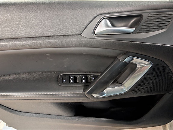 Peugeot 308 11 of 30