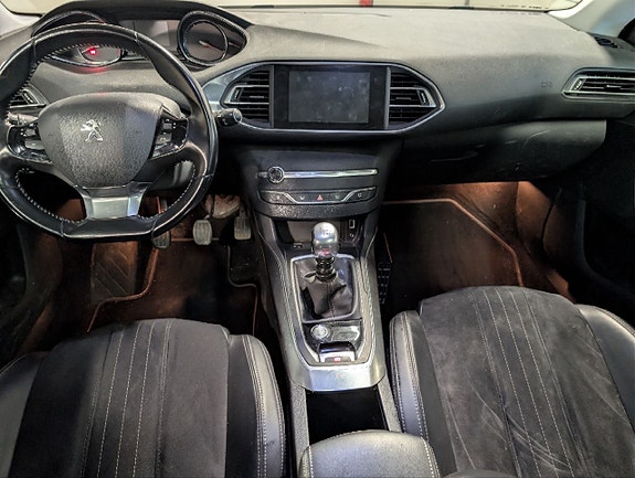 Peugeot 308 10 of 30