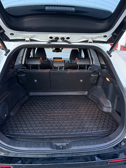 Toyota RAV4 5 of 5