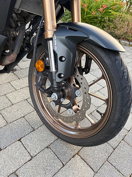 Honda CB 125 R 5 of 5