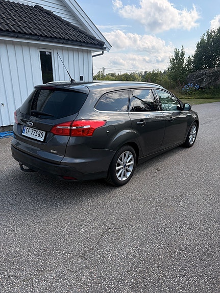 Ford Focus 6 of 15
