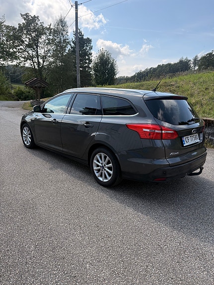 Ford Focus 5 of 15