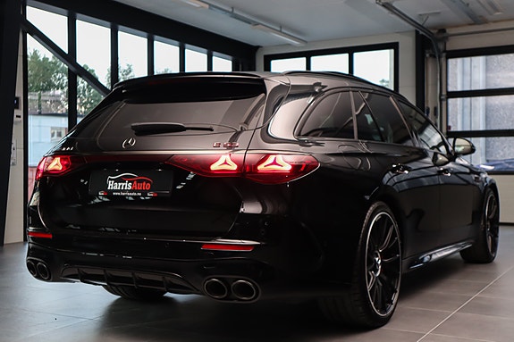 Mercedes-Benz E53 24 of 30