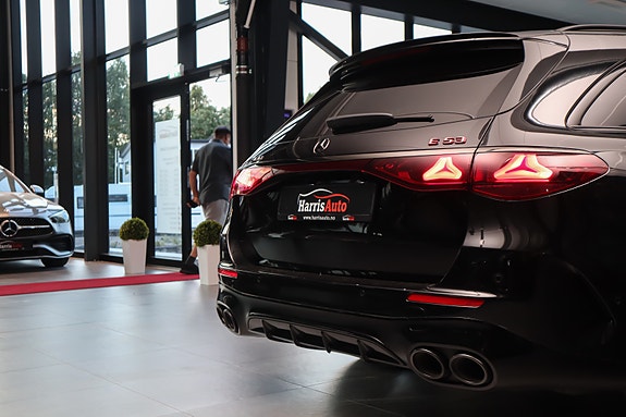 Mercedes-Benz E53 25 of 30