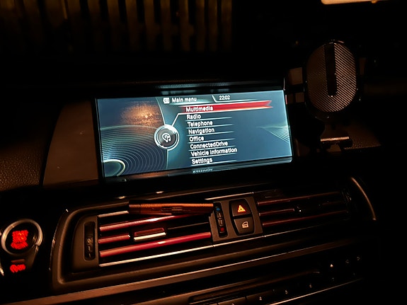 BMW 520d 14 of 15