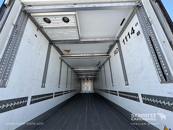 Schmitz Cargobull Reefer Multitemp 3 of 10