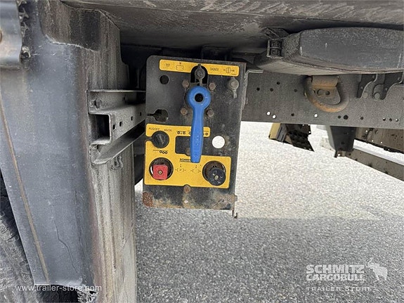 Schmitz Cargobull Reefer Multitemp 12 of 14