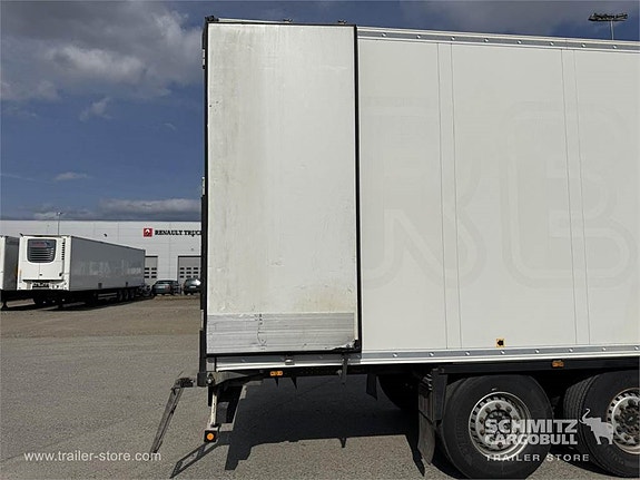 Schmitz Cargobull Reefer Multitemp 12 of 15